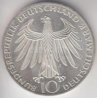 NSZK 1972J 10M Ag "Olimpia-München / Atléták" T:2-
Germany-Federal Republic 1972J 10 Mark ...