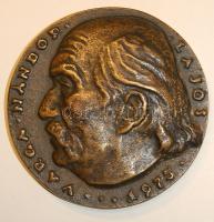 1975. "Diana-Ad Areta" nagyalakú bronz plakett, Szign:Varga Nándor Lajos T:2