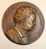 1955. "Schubert" nagyalakú bronz plakett, Szign:Valkó L. T:2