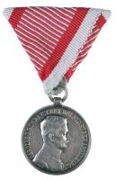 1917. Ezüst Vitézségi Érem II. osztálya "Fortitudini / IV. Károly" fém kitüntetés mellszalaggal Szign.: Kautsch (30mm) T:2- Hungary 1917. Silver Medal for Bravery II class, metal decoration on wartime ribbon Sign.: Kautsch C:VF