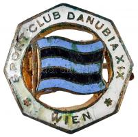 Ausztria DN "Danubia Sport Klub XIX Bécs" német nyelvű felirattal zománcozott jelvény T:2- Austria ND "Sport Club Danubia XIX Wien" enamelled badge C:VF