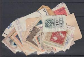 42 db Illetékbélyeg