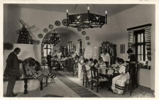 Kiskunhalas Csipkeház belseje