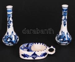 Kézzel festett, delfti kerámia vázácskák és egy hordozható mécsestartó (apró kopásokkal) /  Hand painted Delft ceramic vases and a candle holder, 13cm, 10x5,5cm