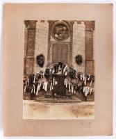 cca 1920 "Elesett hősei emlékére Ókécske közönsége", I. világháborús emléktábla az ókécskei templomon. Jelzett, kartonra kasírozva, 32x26cm