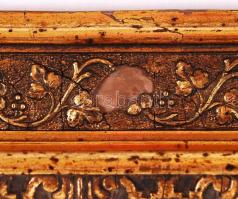 Jelzés nélkül: Női portré. Olaj, vászon, antik sérült keretben, 52×42 cm