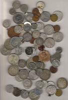 Hagyaték tétel, régi és új, sok ezüsttel, pénzek, plakettek, emlékérmek