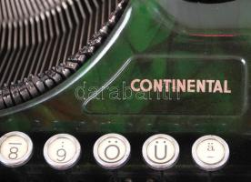 cca 1940 Wanderer-Werke Continental írógép eredeti dobozában magyar billentyűzettel, kefével. jó áll...