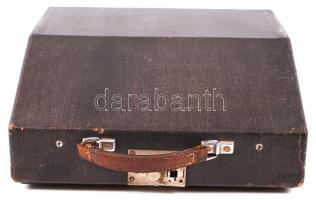 cca 1940 Wanderer-Werke Continental írógép eredeti dobozában magyar billentyűzettel, kefével. jó áll...