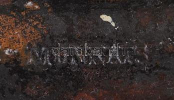 Jelzett (Munkács), öntöttvas figurális antik gyertyatartó, m:23 cm