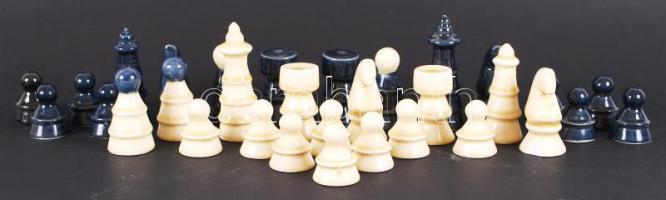 Mázas kerámia sakk-készlet, hibátlan, hiánytalan (tábla nélkül!) / 
Ceramic chess set (no chess boar...