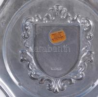 Jelzett modern cink tányér, réz lemezkével a közepén, préselt, d:22 cm