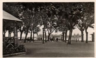 Balatonfüred gyógyfürdő, parti sétány