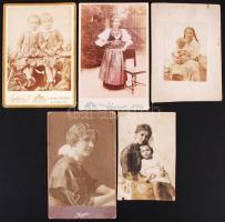 1890-1920 21db-os vegyes fotótétel többségében keményhátú fotókkal, klf méretben / 
Vintage photos