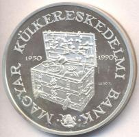 Lebó Ferenc (1960-) 1990. "Magyar Külkereskedelmi Bank" Ag emlékérem (35.98g/0.925/42.5mm) dísztokban T:PP