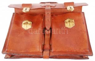 Cca 1950 Bőr férfi táska, korának megfelelő állapotban, 34×44 cm