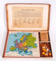 Cca 1930 Tied az egész világ, társasjáték, majdnem teljes, játszható állapotban, doboza sérült, 42×2...