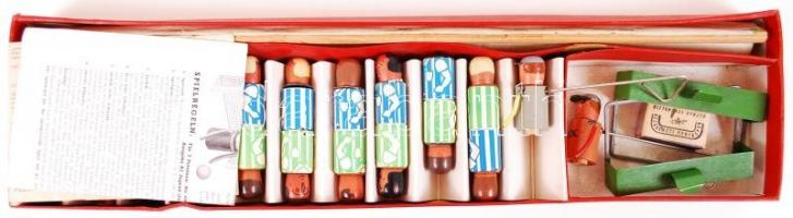 Cca 1930 Hurrá Tor!, német társasjáték, teljes, játszható állapotban, doboza sérült, 51×14 cm