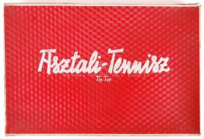 Cca 1930 "Asztali-tennisz" készlet, teljes, játszható állapotban, egyik labda használhatat...