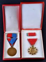 1964. Munkásőr kitüntetés mellszalaggal, szalagsávval és miniatűrrel, dísztokban T:1 + 1970. "F...