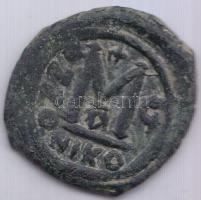 Bizánci Birodalom / Nikomédia 582-602. Follis Br "Maurikios Tiberius" (11.13g) T:2- Byzantine Empire / Nikomedia 582-602. Follis Br Maurikios Tiberius" (11.13g) C:VF