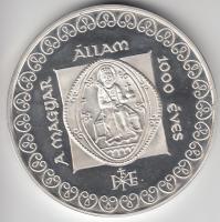 Sülle Mária 2000. "A Magyar Állam 1000 éves" Ag emlékérem (31.17g/0.925/42.5mm) dísztokban...
