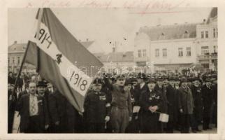 1939 Léva, felvonulás a Főtéren / procession on main square, photo