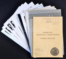 12db különféle katalógus régebbi árverések katalógusai, főleg 90-es évekből