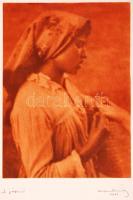 1931 Orphanidesz János(1876 - 1939): Jósnő című vintage fotója aláírva (képméret: 24x17 cm; hordozó ...