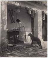 cca 1925 Kerny István (1879-1963): Tavaszi napsugár. Vintage néprajzi fotó, pecséttel jelezve, feliratozva, 16x20cm