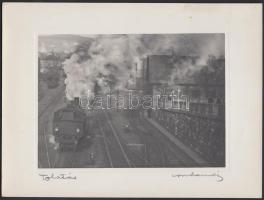 1931 Orphanidesz János(1876-1939): Tolatás vintage fotó, aláírva 18x24 cm