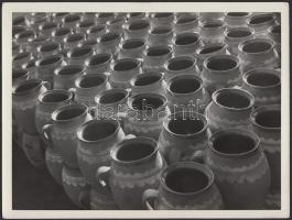 1940-1950 Kaczur Pál (1918-2000): Fény/ritmus. Vintage fotó, hátoldalán pecséttel jelzett, 18x24cm (a Modern magyar fotográfiák című gyűjteményből)