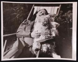 cca 1940 13db régi fénykép Bajor Gizi színésznőről (hat fotón társaságban, hét fotón egyedül), 9x12-...