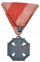 1916. "Károly-Csapatkereszt" cink kitüntetés mellszalaggal T:1-
Hungary 1916. "Karl T...