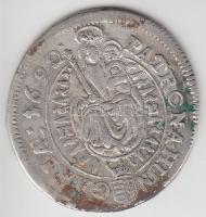 1692KB 15Kr Ag "I. Lipót" Körmöcbánya (6.30g) T:2-
Huszár 1428., Unger II.: 1064.a