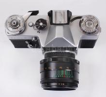 Zenit-E típusú fényképezőgép Helios 44-2 2/58mm objektívvel saját tokjában /
Zenit-E photo camera wi...
