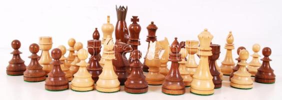 Sakkfigura készlet / Chess figures