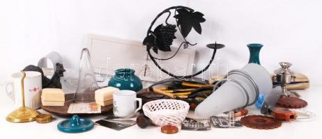 Nagy karácsonyi ajándék bolhapiac tétel: falikarok, lámpák, dísztárgyak