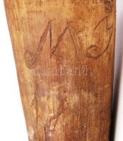 MJ 1899 jelzésű szarú kaszakőtartó, m:25 cm