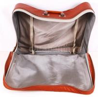 Régi bőr utazó bőrönd, kulcsos zárral / Vintage leather baggage 60x50 cm