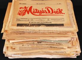 1858-1963 Óriási újságtétel: több mint 30 féle újság több száz száma, benne Mátyás Diák és 56-os gyű...