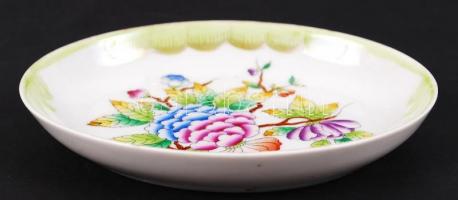 Viktória mintás, kézzel festett és aranyozott, jelzett Herendi tálka / 
Hand painted gold plated tin...