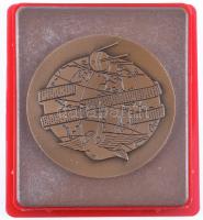 1980. "Magyar Távirati Iroda" Br emlékérem (70mm) dísztokban T:1-