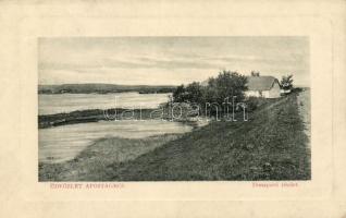 Apostag, Dunapart, titkos üzenet a bélyeg alatt