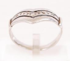Ezüst (Ag) gyűrű, jelzett / Silver ring netto:2,7 g size: 61