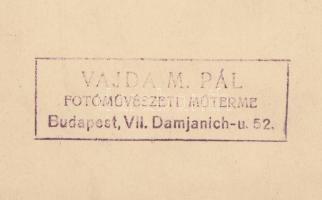 1931 Vajda M. Pál: Portréfotó Nagy Margitról. A képen a színésznő dedikációjával , pecséttel jelezve...