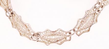 Ezüst (Ag.) karkötő virággal, jelzett, nettó: 8 g, h:21 cm/ Silver bracelet