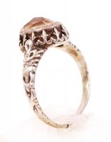 Ezüst (Ag) gyűrű szintetikus kővel, jelzett, törött, / Silver ring with syntetic stone brutto: 2,7 g...