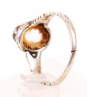 Ezüst (Ag) gyűrű szintetikus kővel, jelzett, törött, / Silver ring with syntetic stone brutto: 2,7 g...