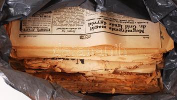 1930-1947 Sok száz újság: Nemzeti Újság, Magyar Hírlap, Magyar Nemzet, Pesti Hírlap, Magyarság, teli...